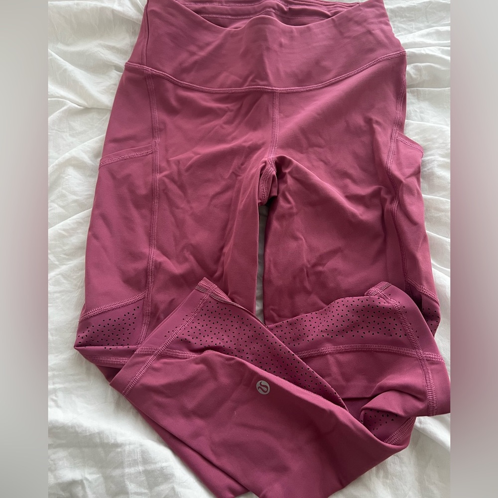 Pink lululemon leggings
